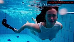 Perfect shaved teen in the pool Thumb